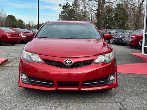 Used 2013 Toyota Camry SE image 8