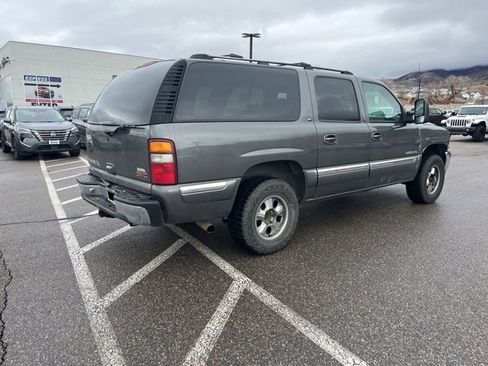 Used 2001 GMC Yukon XL SLT image 3
