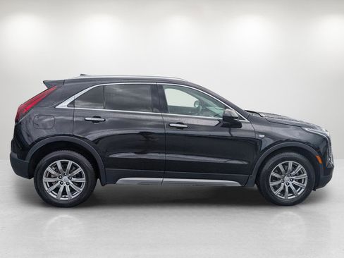 Used 2020 Cadillac XT4 Premium Luxury w/ Technology Package image 4