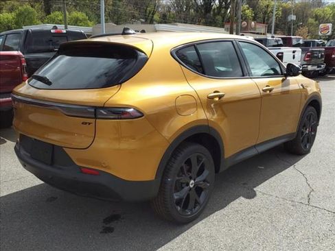 Used 2023 Dodge Hornet GT w/ Track Pack image 4