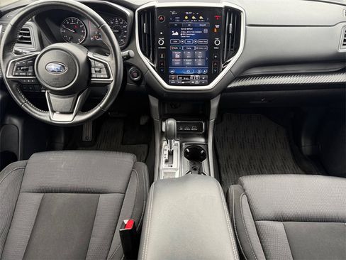 Used 2023 Subaru Ascent Premium w/ Convenience Package image 10