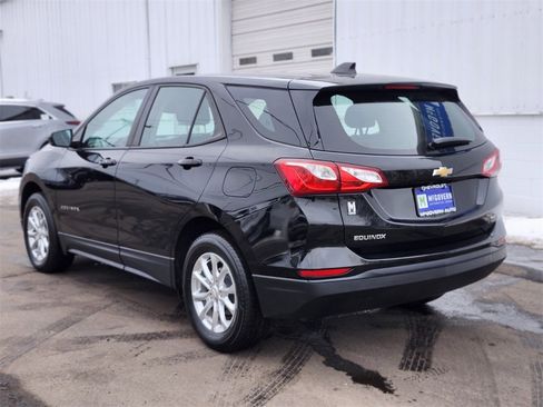 Used 2021 Chevrolet Equinox LS w/ LPO, Floor Liner Package image 3