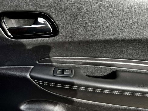 Used 2023 Dodge Durango SRT image 40