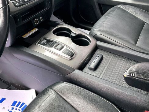 Used 2021 Honda Pilot Special Edition image 15