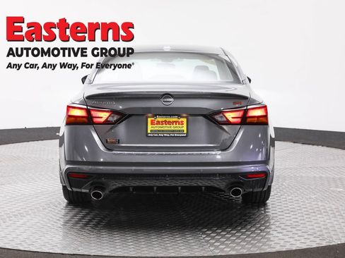 Used 2023 Nissan Altima 2.5 SR image 6