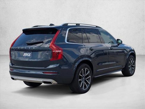 Used 2018 Volvo XC90 T6 Momentum w/ Convenience Package image 5