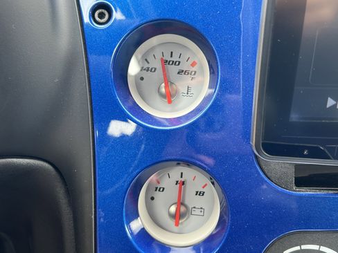 Used 2006 Dodge Viper SRT-10 RWD image 25