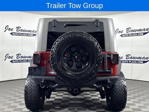 Used 2010 Jeep Wrangler Unlimited Sport w/ Black Appearance Group AWD/4WD image 8