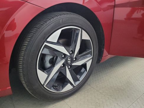 Used 2023 Hyundai Elantra SEL w/ Convenience Package FWD image 31