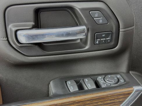 Used 2022 Chevrolet Silverado 3500 High Country image 19