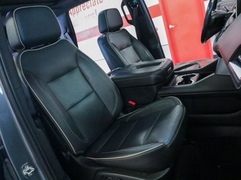 Used 2021 GMC Yukon SLT w/ SLT Premium Package image 23