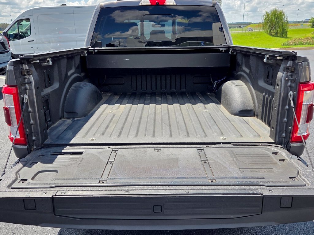 Used 2022 Ford F150 Lariat AWD/4WD image 9