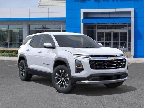 New 2027 Chevrolet Equinox LT FWD image 7