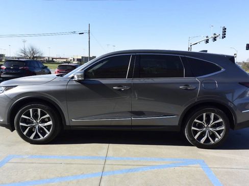 Used 2024 Acura MDX SH-AWD w/ Technology Package image 2