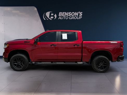 Used 2024 Chevrolet Silverado 1500 LT Trail Boss w/ Convenience Package II AWD/4WD image 2
