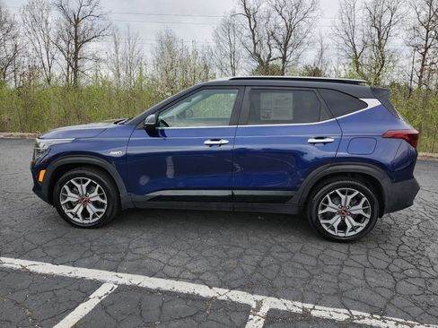 Used 2021 Kia Seltos SX image 17
