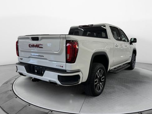 Used 2023 GMC Sierra 1500 AT4 image 5