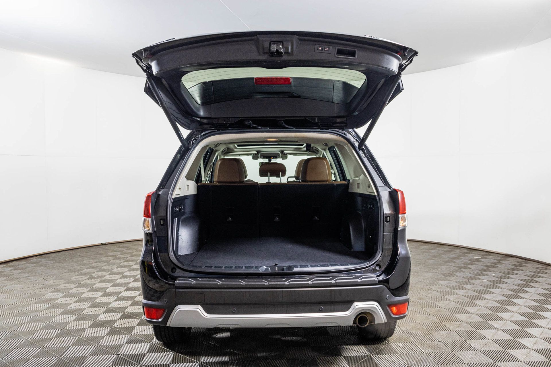 Used 2019 Subaru Forester Touring AWD/4WD image 45