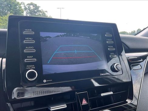 Used 2024 Toyota Camry SE FWD image 19
