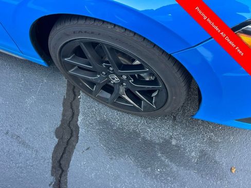 Used 2024 Honda Civic Sport image 2