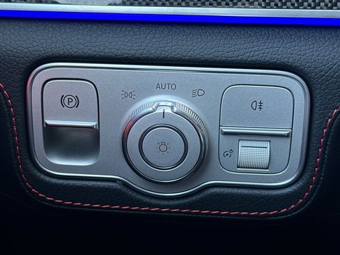 New 2025 Mercedes-Benz GLE 53 AMG 4MATIC image 34