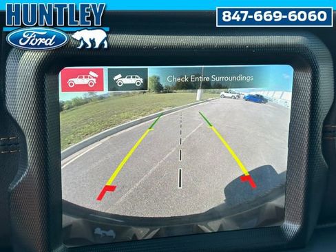 Used 2021 Jeep Wrangler Unlimited Sahara image 24