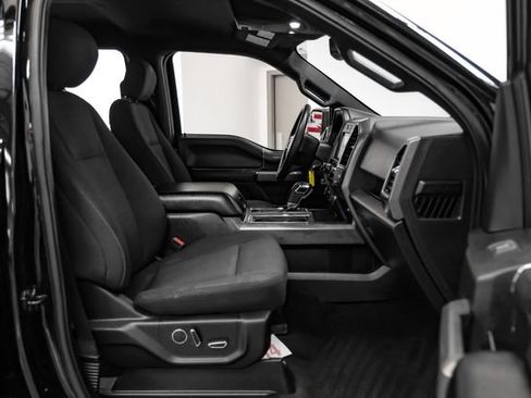 Used 2018 Ford F150 XLT w/ Equipment Group 302A Luxury AWD/4WD image 29