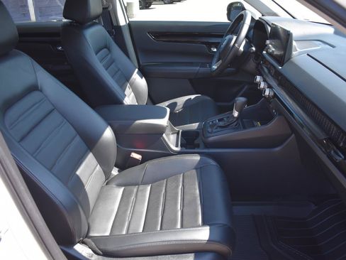 Used 2025 Honda CR-V EX-L image 15