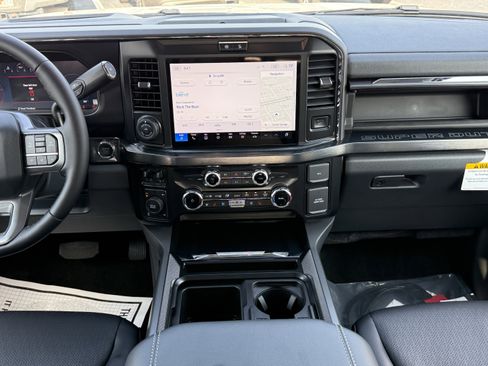 New 2026 Ford F250 Lariat w/ Lariat Ultimate Package AWD/4WD image 13