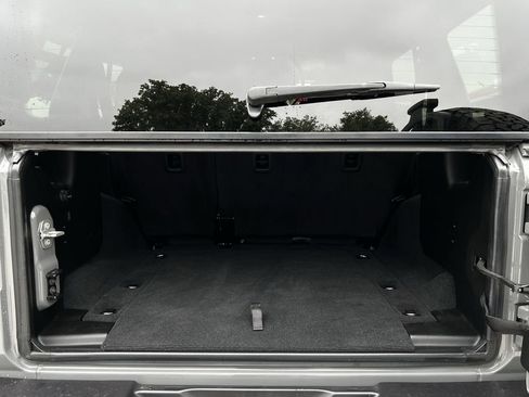 Used 2023 Jeep Wrangler Unlimited Sport AWD/4WD image 14
