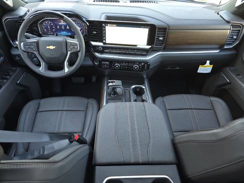 New 2026 Chevrolet Silverado 1500 High Country image 3