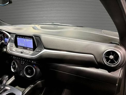 Used 2020 Chevrolet Blazer LT FWD image 23