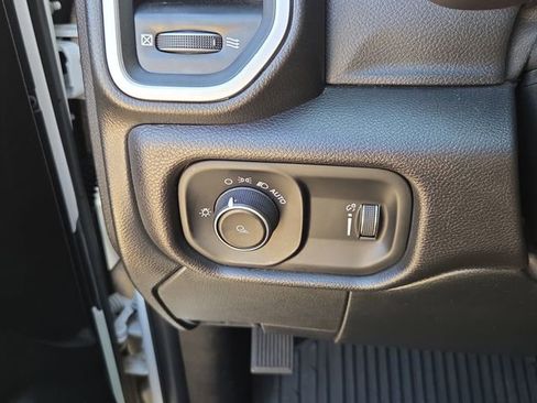 Used 2024 RAM 2500 Big Horn w/ Snow Chief Group image 20