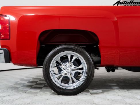 Used 2011 Chevrolet Silverado 1500 W/T w/ LS Package RWD image 6