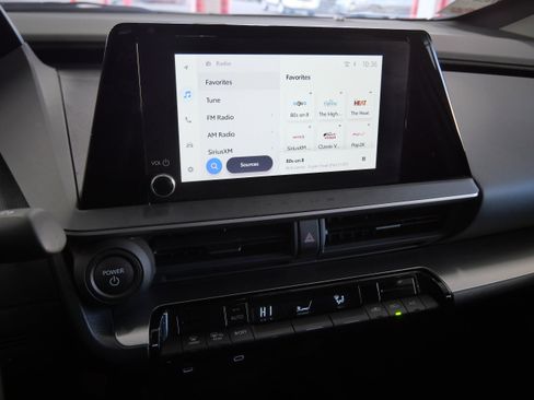 Certified 2025 Toyota Prius LE image 23