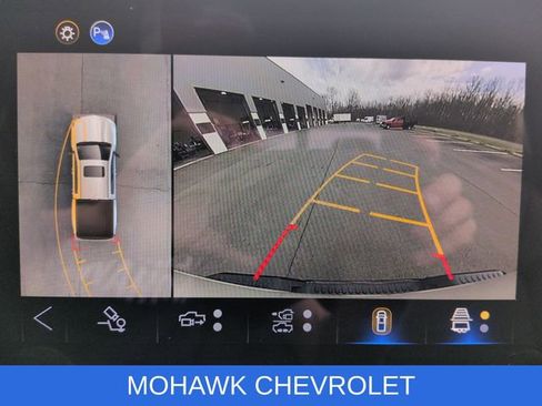 Used 2026 Chevrolet Colorado ZR2 w/ Technology Package image 16