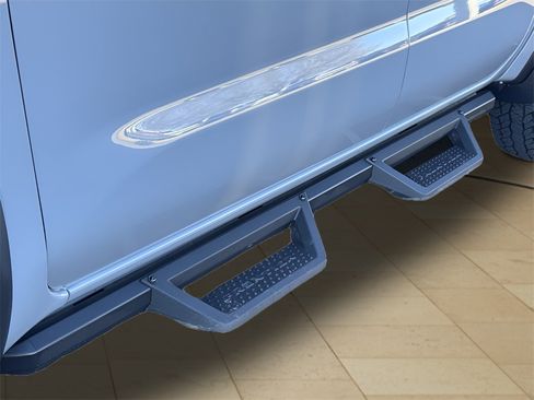 Used 2024 Nissan Frontier PRO-4X w/ Off-Road Protection Package image 38