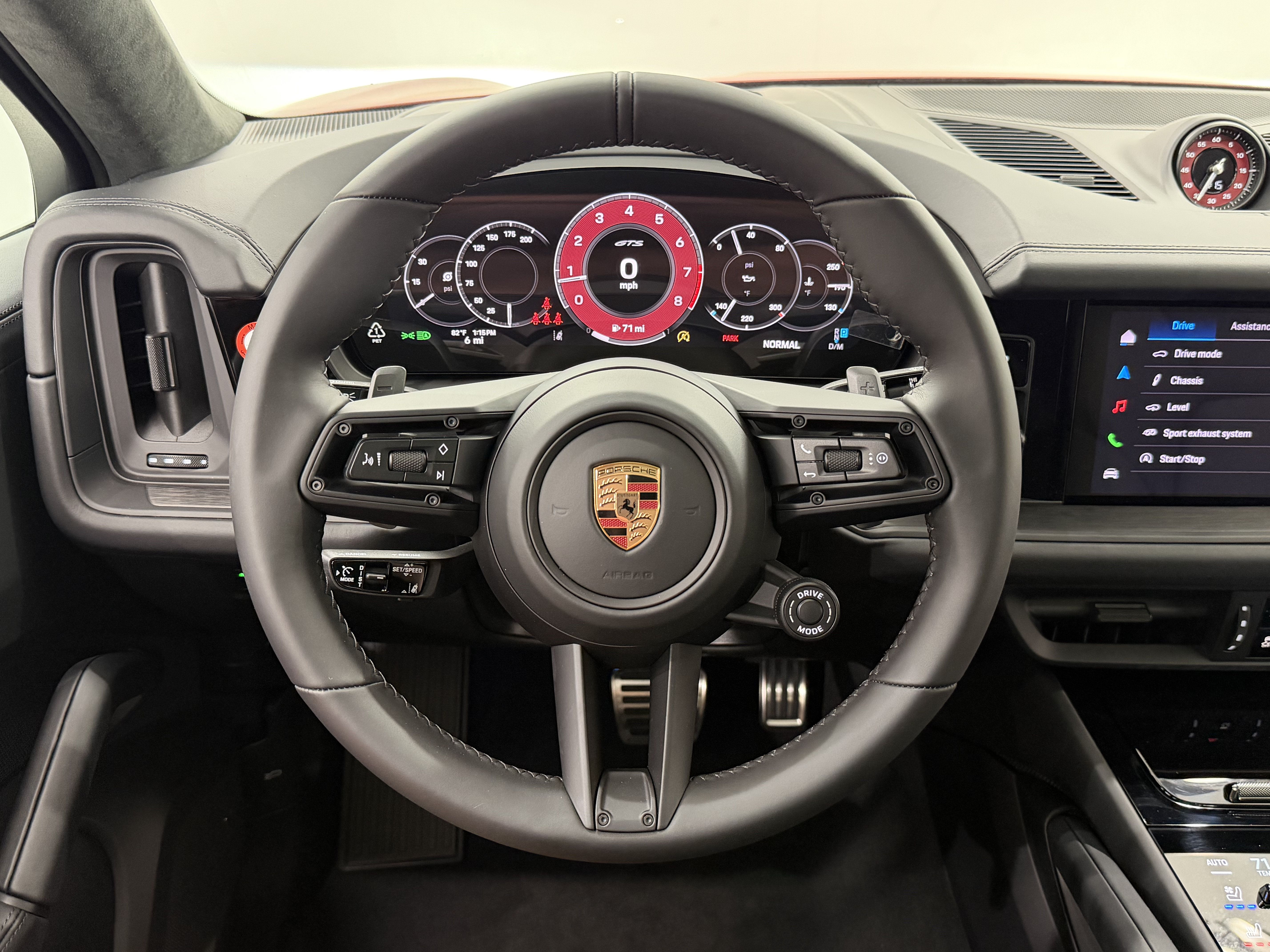 New 2026 Porsche Cayenne GTS AWD/4WD image 49