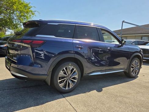 New 2026 INFINITI QX60 Luxe w/ Cargo Package FWD image 7