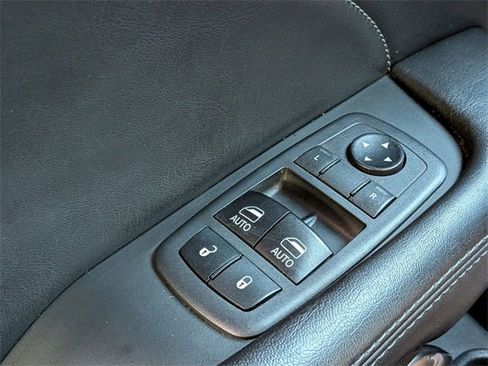 Used 2018 Dodge Challenger SXT Plus image 20