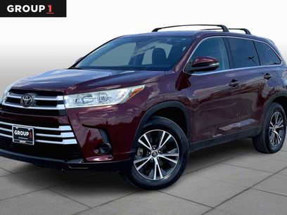 Used 2019 Toyota Highlander LE