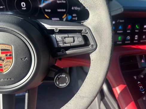 Certified 2023 Porsche Taycan GTS image 17