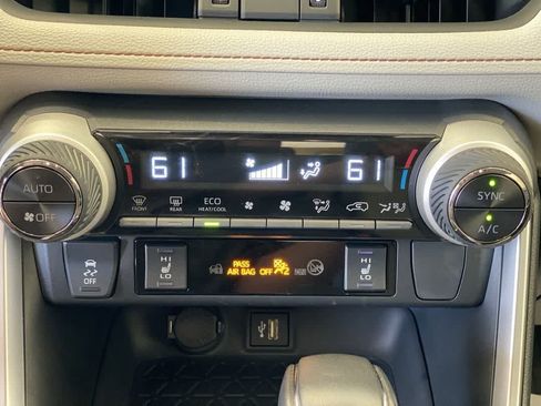 Used 2025 Toyota RAV4 XLE Premium w/ Weather Package AWD/4WD image 21