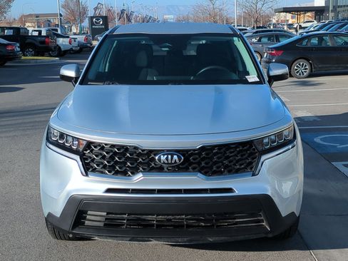 Used 2021 Kia Sorento LX image 12