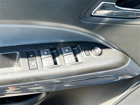 Used 2022 Chevrolet Colorado Z71 image 18