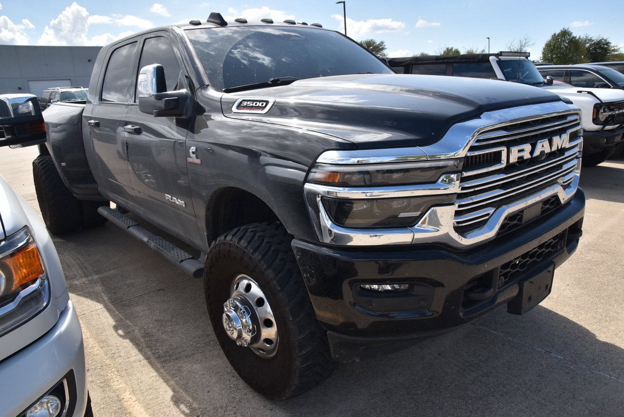 Used 2026 RAM 3500 Laramie w/ Max Tow Package AWD/4WD image 5