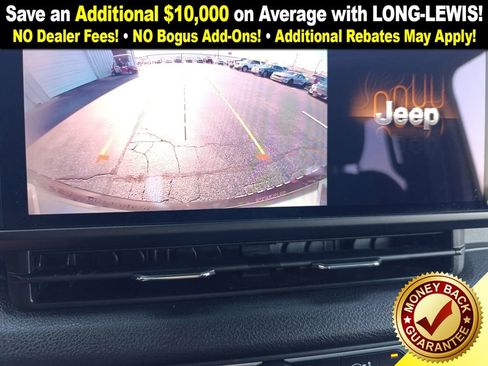 Used 2024 Jeep Wrangler Unlimited image 24
