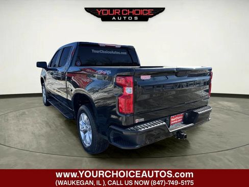 Used 2021 Chevrolet Silverado 1500 Custom w/ LPO, Blackout Package AWD/4WD image 3