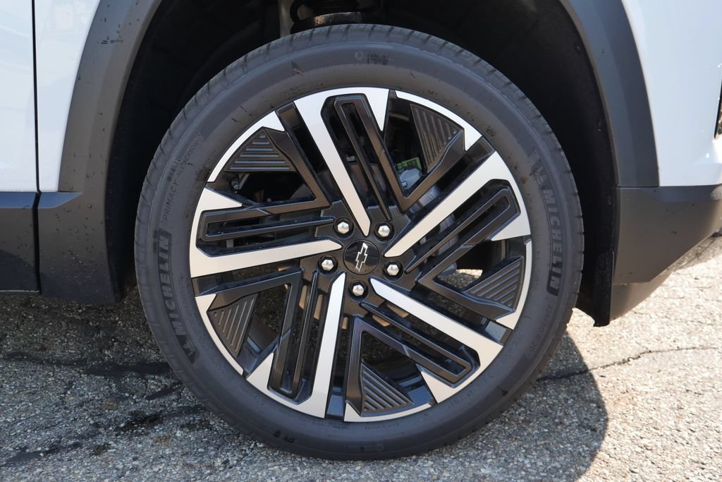 New 2026 Chevrolet Equinox RS w/ Convenience Package III AWD/4WD image 6