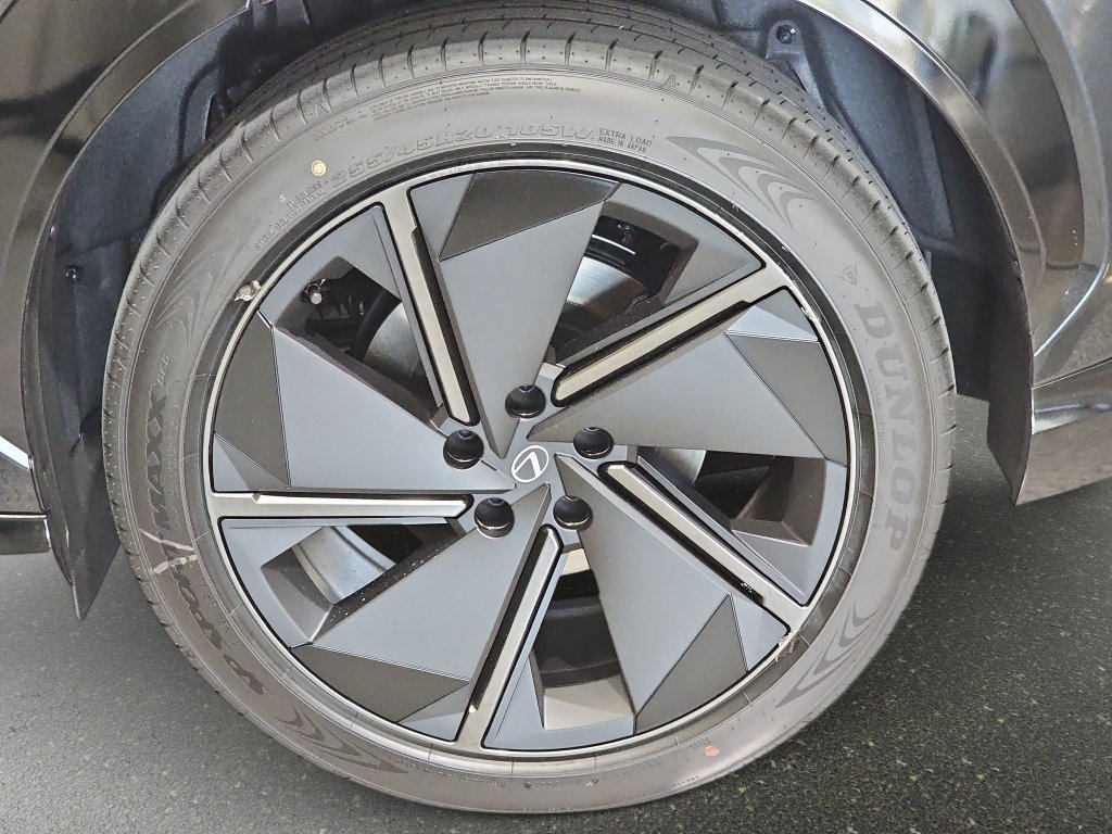 New 2026 Lexus RZ 450e AWD image 32